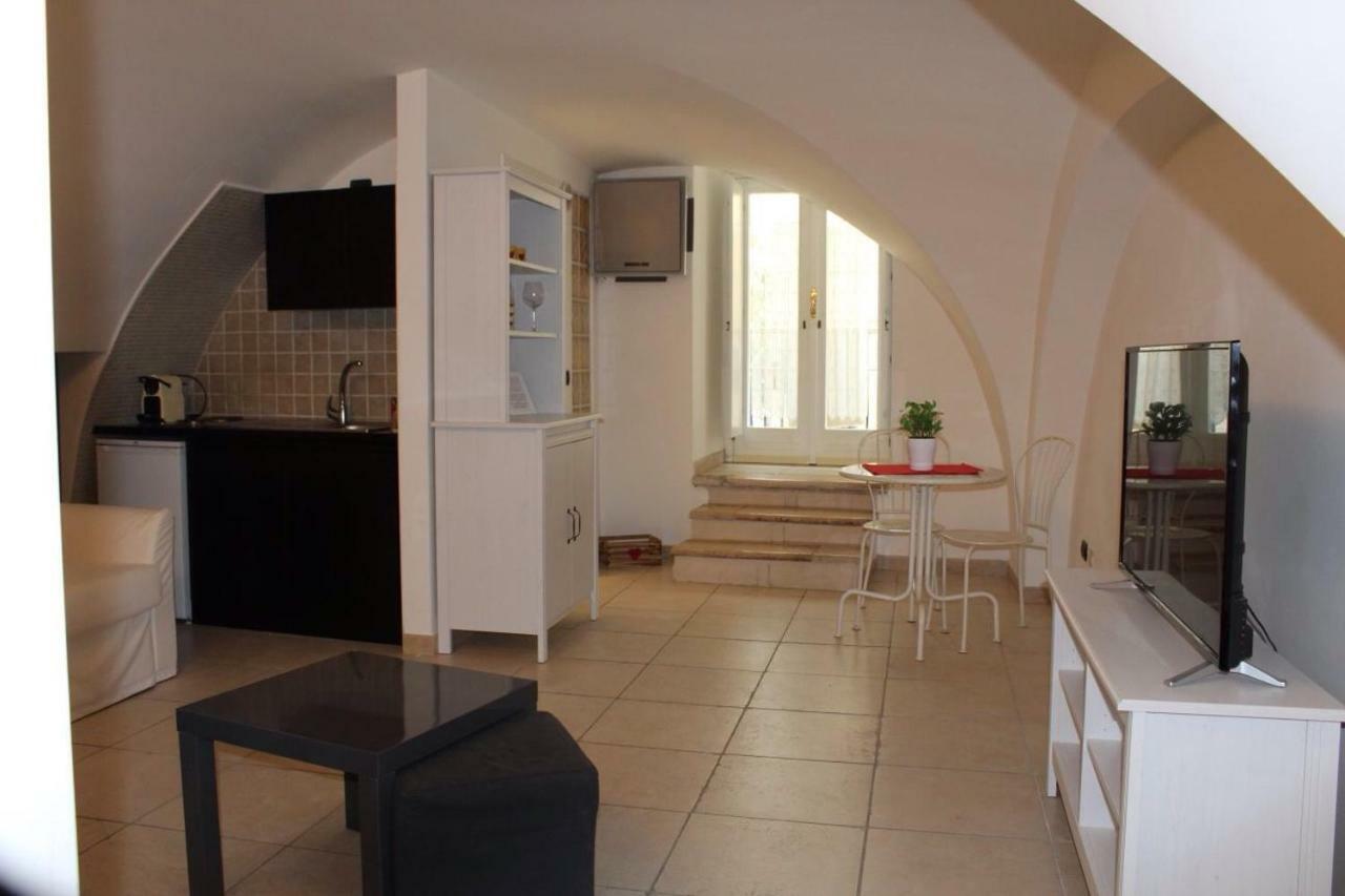 Villari 60 Bari Extérieur photo